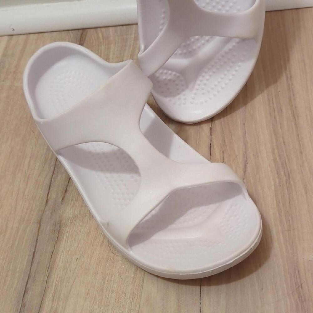 Sz.M TekGear White Slip-on Sandals Shower Shoes .. dawgs'like
